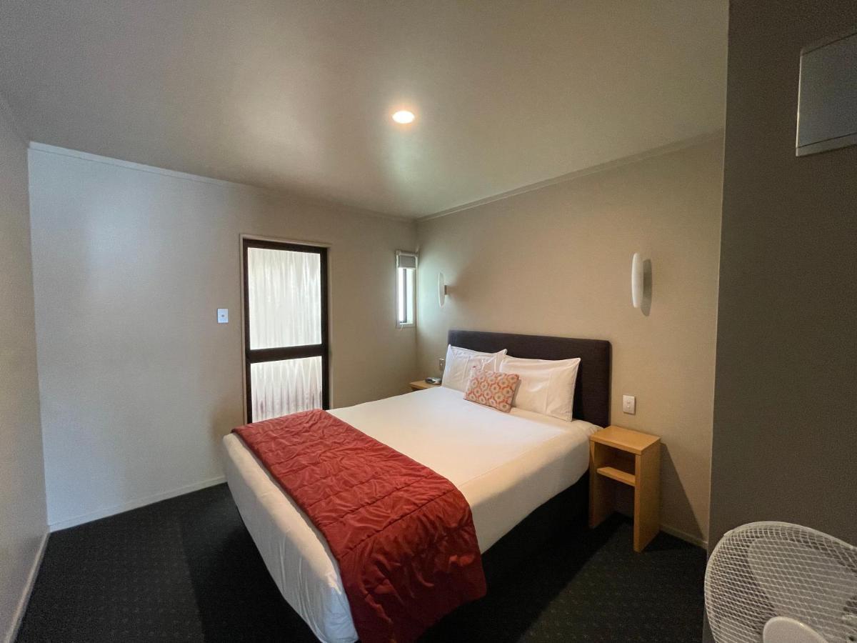 Bentleys Motor Inn Palmerston North Eksteriør bilde