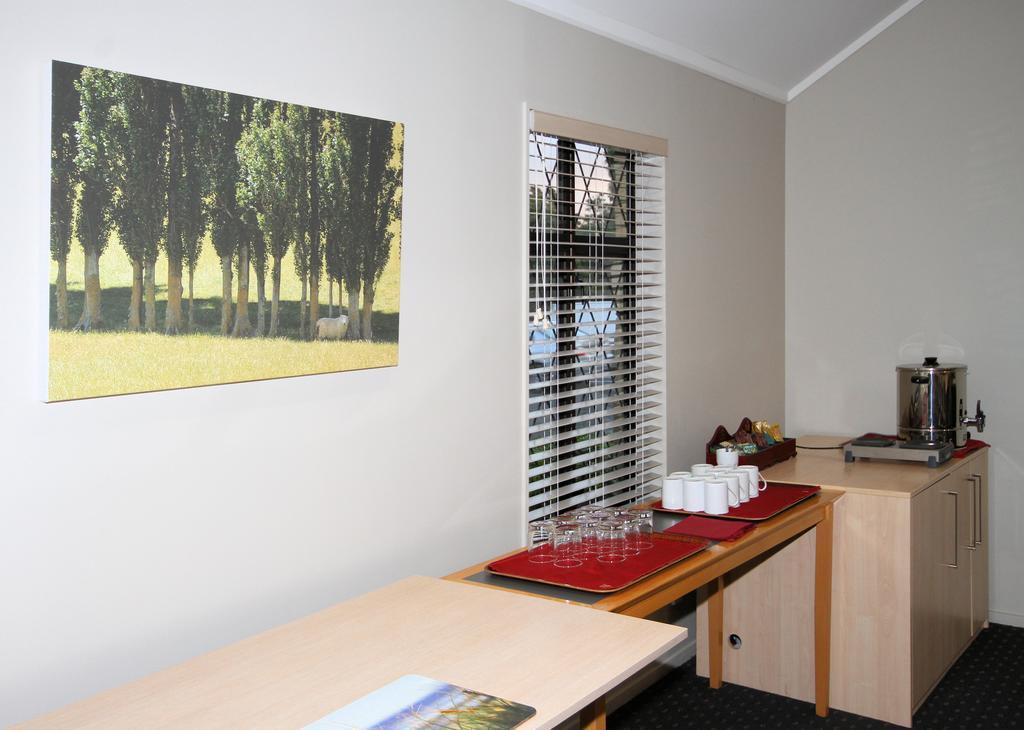 Bentleys Motor Inn Palmerston North Eksteriør bilde